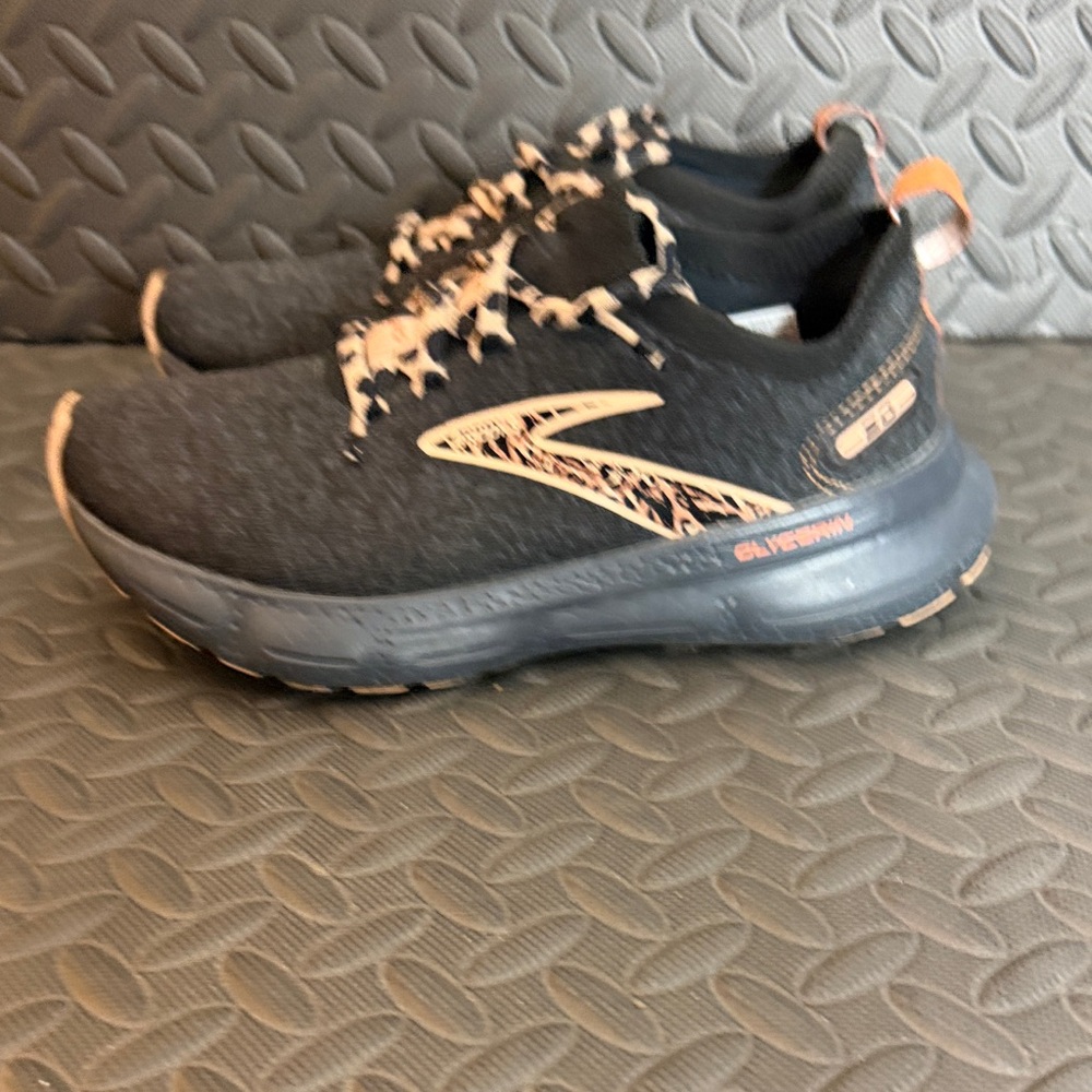 Brooks Glycerin 20 Women Running Shoes Size 7.5 B Black Leopard Read Description